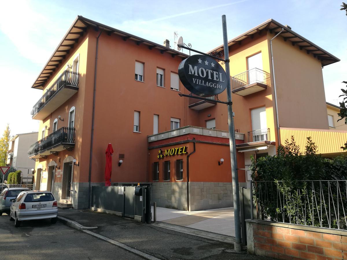Motel Villaggio Imola Dış mekan fotoğraf
